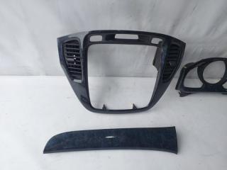 Консоль магнитофона TOYOTA KLUGER V MCU25 2 ракурс