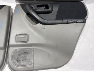 Обшивка дверей SUBARU FORESTER SF5 5 ракурс