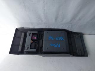 Бардачок между сиденьями MITSUBISHI DELICA P25W 5 ракурс