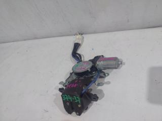 Замок 5-й двери TOYOTA HARRIER MCU36 2 ракурс
