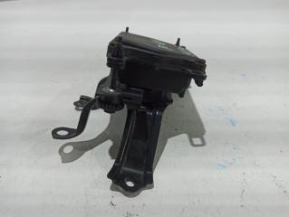 Радар-детектор передний TOYOTA CROWN MAJESTA UZS207 88210-75020 4 ракурс