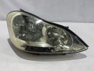 Фара правая TOYOTA IPSUM ACM21 44-55, 8111044220 1 ракурс Фара правая TOYOTA IPSUM ACM21 44-55, 8111044220 1 ракурс