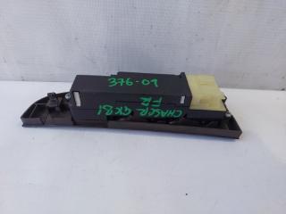 Блок упр. стеклоподьемниками правый передний TOYOTA CHASER GX81 4 ракурс