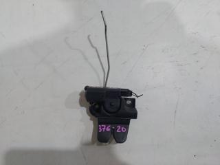 Замок багажника TOYOTA MARK II GX110 4 ракурс Замок багажника TOYOTA MARK II GX110 4 ракурс
