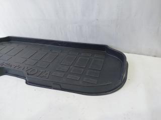 Коврик багажника TOYOTA NOAH AZR60 3 ракурс