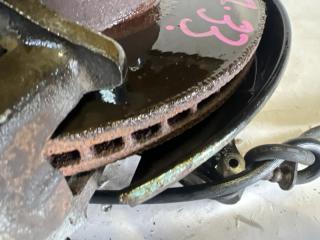 Ступица правая передняя TOYOTA VISTA ARDEO SV55 3S-FE 3 ракурс