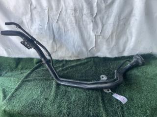 Горловина топливного бака NISSAN RNESSA NN30 SR20DET 4 ракурс