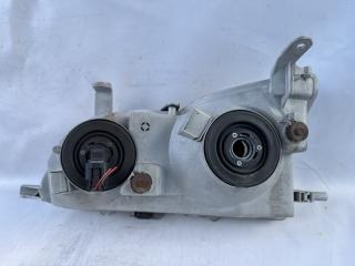 Фара правая TOYOTA GAIA SXM10 44-13 5 ракурс Фара правая TOYOTA GAIA SXM10 44-13 5 ракурс