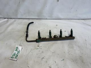 Топливная рейка TOYOTA VOLTZ ZZE136 1ZZ-FE 23250-0D040 1 ракурс
