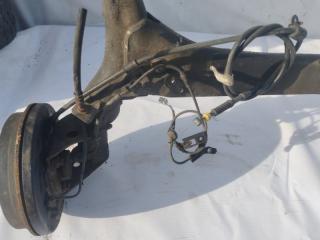 Балка подвески задняя TOYOTA PRIUS NHW20 3 ракурс Балка подвески задняя TOYOTA PRIUS NHW20 3 ракурс