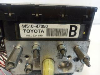 Блок abs TOYOTA PRIUS NHW20 44510-47050 2 ракурс