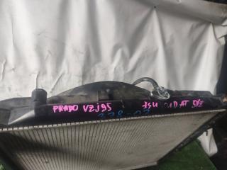 Радиатор основной TOYOTA LAND CRUISER PRADO VZJ95 4 ракурс Радиатор основной TOYOTA LAND CRUISER PRADO VZJ95 4 ракурс
