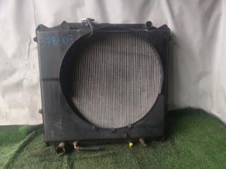 Радиатор основной TOYOTA LAND CRUISER PRADO VZJ95 5 ракурс Радиатор основной TOYOTA LAND CRUISER PRADO VZJ95 5 ракурс