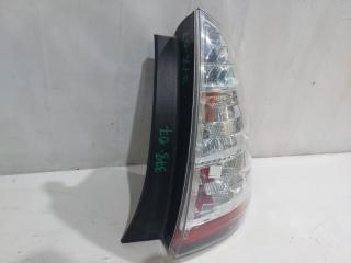 Стоп-сигнал правый TOYOTA PRIUS NHW20 47-13 1 ракурс
