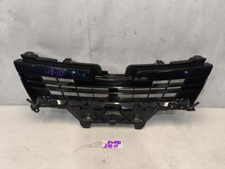 Решетка радиатора TOYOTA VOXY ZWR80 53111-28680 1 ракурс