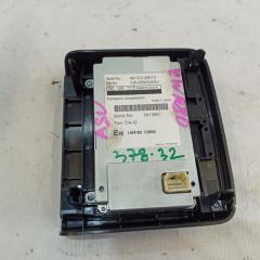 Зарядное устройство TOYOTA ESQUIRE ZWR80 861C0-28010 4 ракурс