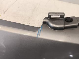 Планка под фары правая NISSAN NV200 VM20 62024JX01A 4 ракурс Планка под фары правая NISSAN NV200 VM20 62024JX01A 4 ракурс