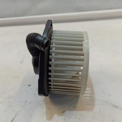 Мотор печки HONDA STEPWGN RK1 3 ракурс