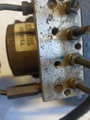 Блок abs NISSAN ELGRAND NE51 47660 WL001 3 ракурс