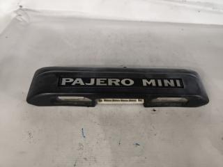 Запчасть накладка 5-й двери MITSUBISHI PAJERO MINI