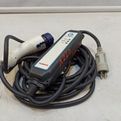 Зарядное устройство NISSAN LEAF AZE0 29690 3NK5E 2 ракурс Зарядное устройство NISSAN LEAF AZE0 29690 3NK5E 2 ракурс