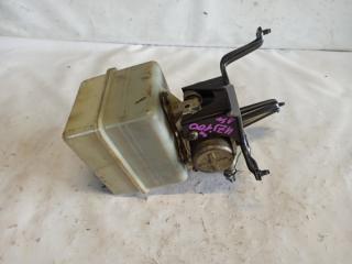Насос гидроподвески TOYOTA LAND CRUISER UZJ100 2UZ-FE 4 ракурс