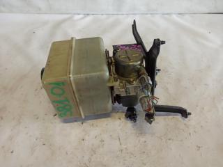 Насос гидроподвески TOYOTA LAND CRUISER UZJ100 2UZ-FE 5 ракурс