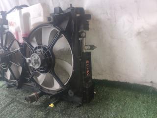 Радиатор основной TOYOTA NOAH ZRR80 5 ракурс Радиатор основной TOYOTA NOAH ZRR80 5 ракурс