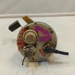 Бензонасос TOYOTA COROLLA FIELDER ZZE122 77020-12530 1 ракурс