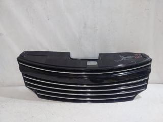 Решетка радиатора NISSAN ELGRAND E52 2 ракурс