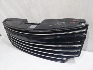 Решетка радиатора NISSAN ELGRAND E52 4 ракурс