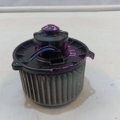 Мотор печки TOYOTA IPSUM ACM26 1 ракурс