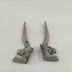 Петля капота TOYOTA PREMIO ZRT265 2 ракурс