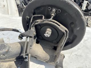 Балка подвески задняя TOYOTA ISIS ZNM10 5 ракурс