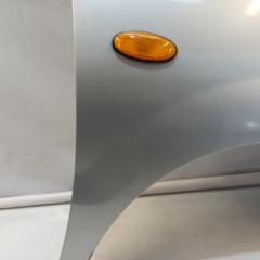 Крыло правое переднее NISSAN TINO V10 3 ракурс