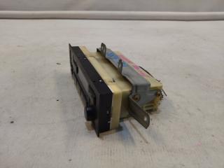 Климат-контроль TOYOTA HIACE KZH100 55900-26171 4 ракурс
