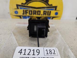 Кнопка центрального замка NX300 2019 Z10 2.5 2AR-FXE Кнопка центрального замка NX300 2019 Z10 2.5 2AR-FXE