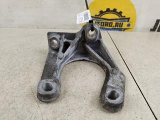 Запчасть кронштейн раздатки Volvo XC60 2010