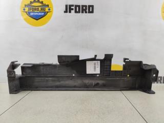 Дефлектор радиатора правый Land Rover Range Rover 3 2007