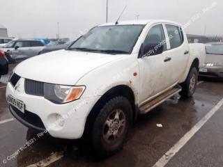 Зеркало салона Mitsubishi L200 KB4T Зеркало салона Mitsubishi L200 KB4T