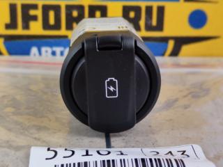 USB зарядка Hyundai Santa Fe 2018