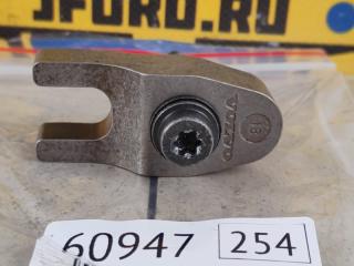 Кронштейн форсунки Volvo XC90 2019 контрактная Кронштейн форсунки Volvo XC90 2019