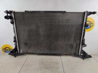 Запчасть радиатор охлаждения Audi A4 2009