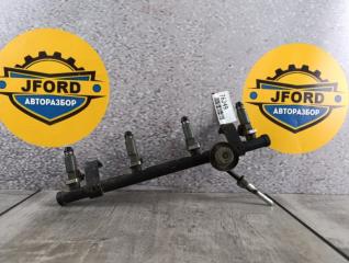 Запчасть рампа топливная Jeep Liberty 2004