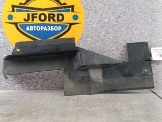 Дефлектор радиатора левый Ford Escape 2013