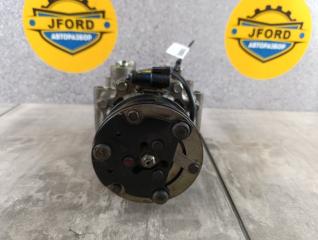 Компрессор кондиционера Ford Fusion 2008