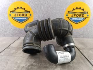 Патрубок воздушного фильтра Land Rover Freelander 1999