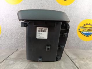 Подлокотник Kia Sportage 2013