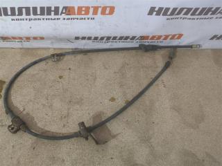 Запчасть трос стояночного тормоза Mitsubishi Carisma 2003