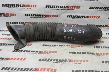 Патрубок воздухозаборника Suzuki SX4 2007